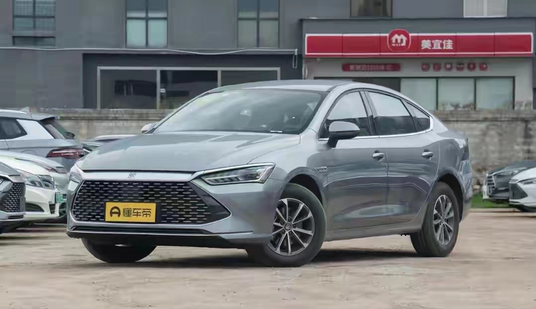 #比亚迪路天：要实现“电比油低”#这就是比亚迪电车的雄厚实力底气，最终高中低档车