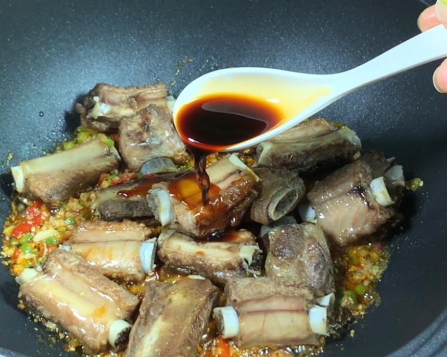 爆款美食教程: 香辣孜然煎排骨