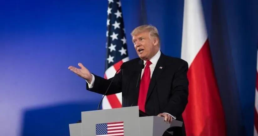 特朗普最近很生气，觉得如果不改，美国海军可能落后中国20年。现在海军建船慢，原因