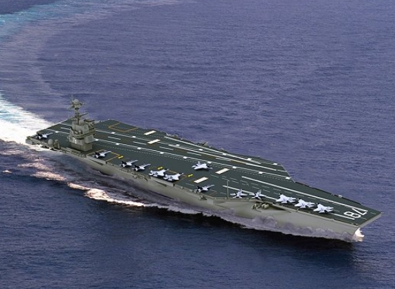 福特级是美国海军的第三代核动力航空母舰，其舰岛比上一代“尼米兹”级航母更小，位置