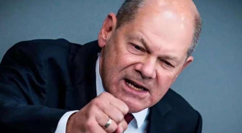 德国总理怒了！波兰想动用冻结的俄罗斯资产支援乌克兰， Scholz 觉得这纯属胡