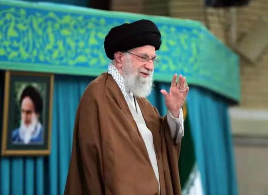 哈梅内伊回应以色列对伊朗的空袭行动
  据卡塔尔半岛电视台10月27日消息，当天