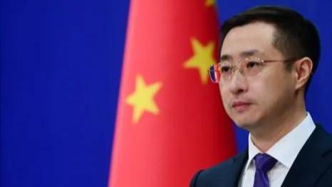 石破茂掌权后首访确定，日军舰入南海中方严阵以待