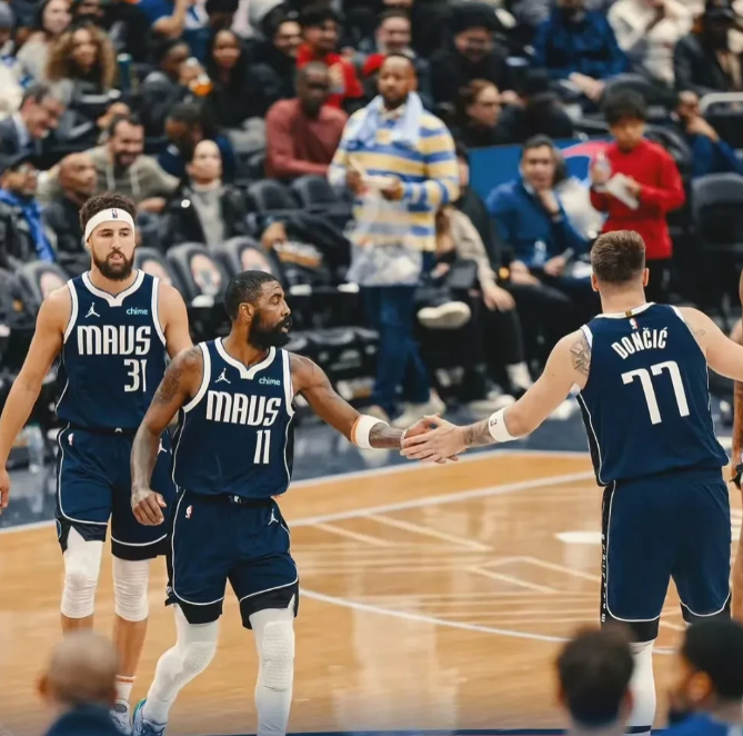 独行侠137-101轻松战胜奇才队，我却发现了3个有趣的事实！