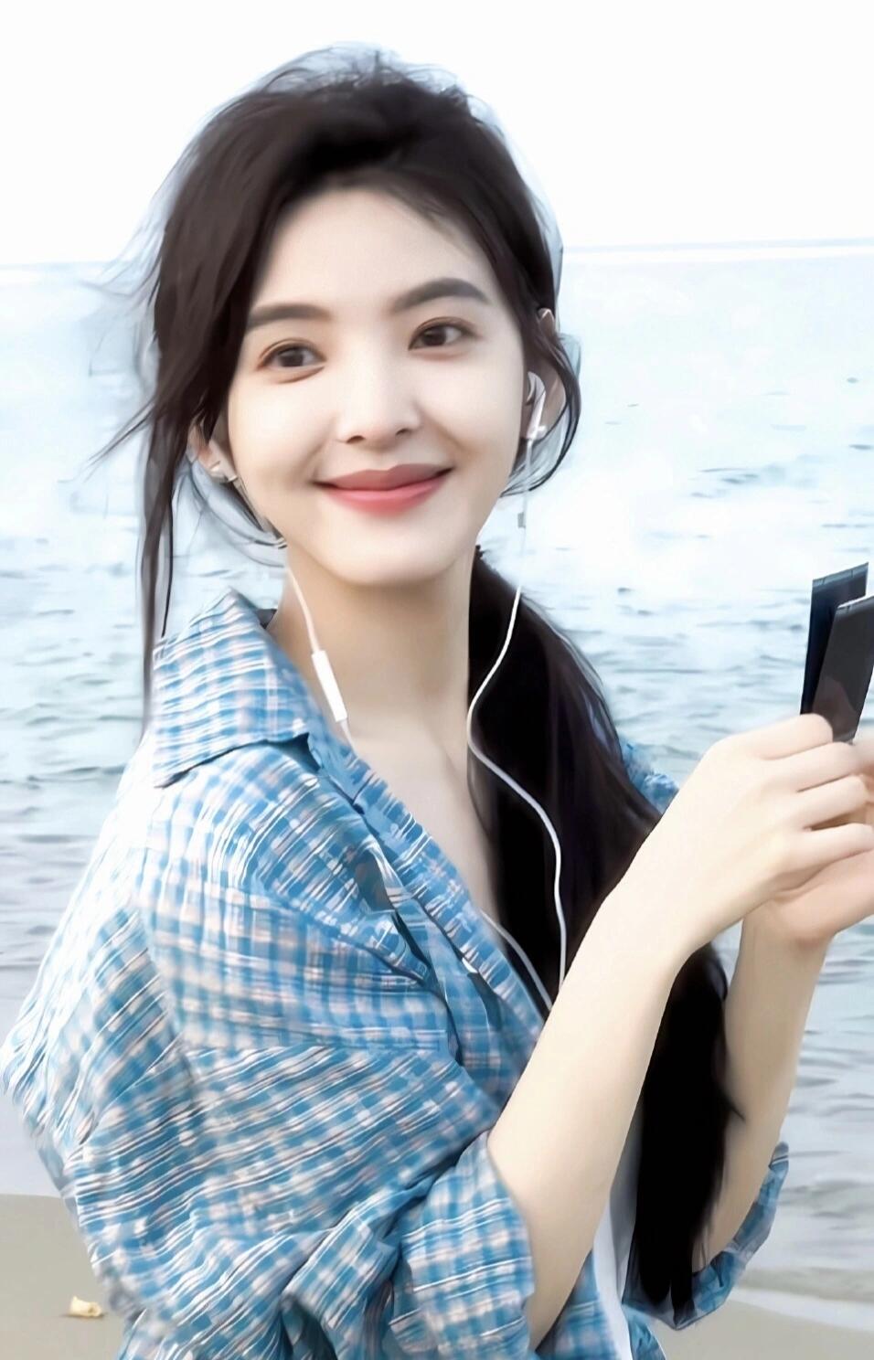 内娱淡颜系天花板