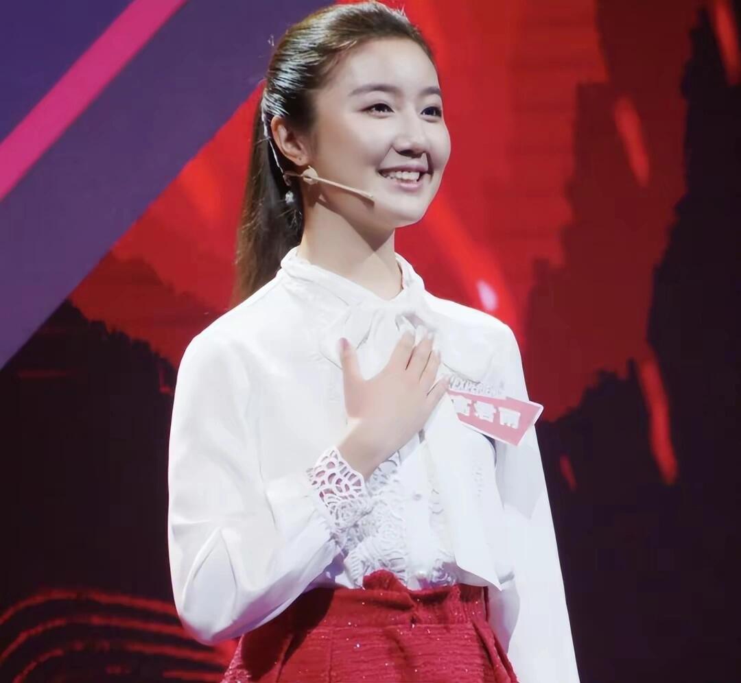 抗病童星：22岁抗病斗士的坚韧人生