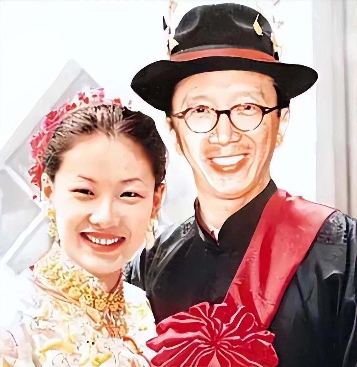 伏明霞离婚真相，百亿丈夫只用6个字回复