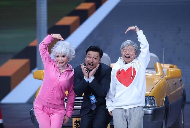 28岁成国家一级演员,35岁辞副处级职务,38岁上春晚,贾冰太绝了(贾冰怎么获得的一级演员)-第25张图片-九妖电影 28岁成国家一级演员,35岁辞副处级职务,38岁上春晚,贾冰太绝了(贾冰怎么获得的一级演员)-第25张图片-九妖电影