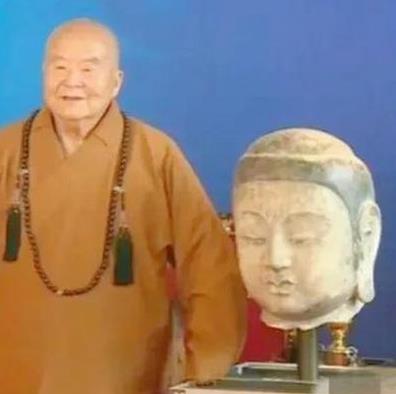 1996年，河北一座寺庙里的佛首被盗割，之后不知所踪。直到2014年，有人将其捐