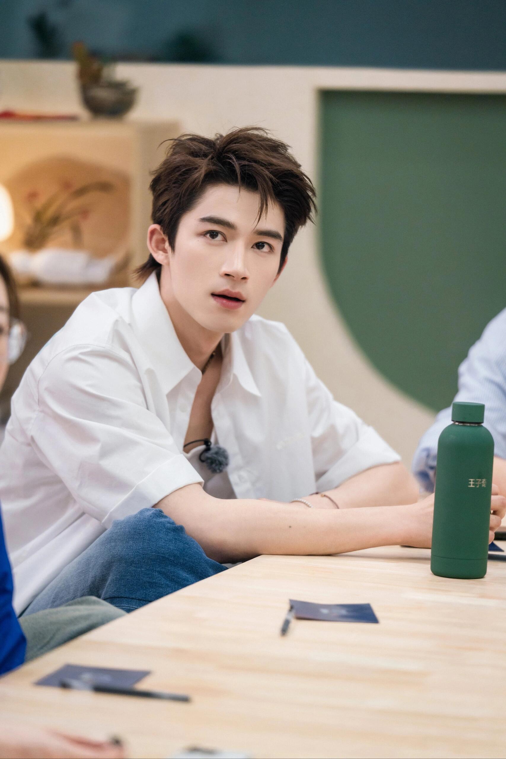 王星越原来这么帅啊
