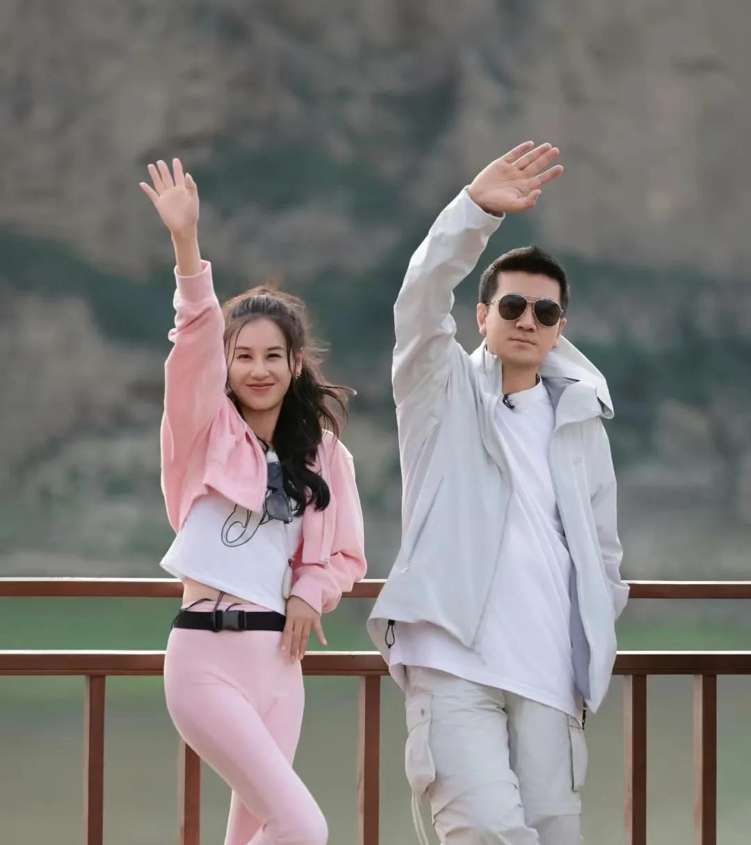 杨子失去黄圣依才知自己错了

                         