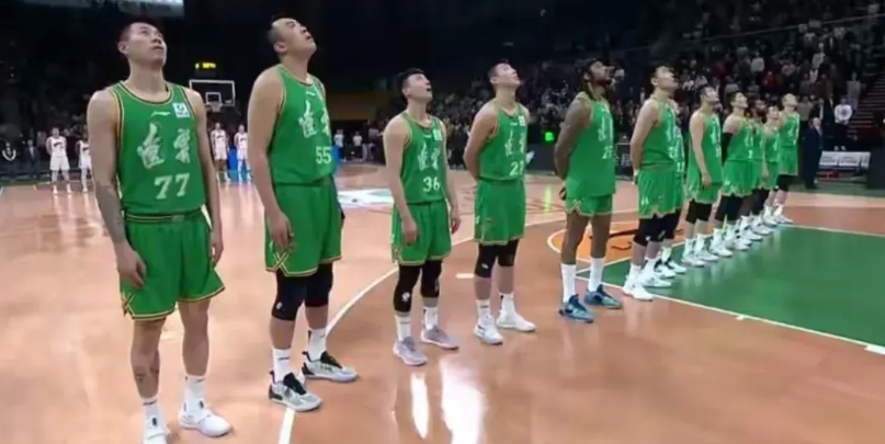 变阵太强了，辽宁118:112江苏，一战让人看清3名球员

1、辽宁核心控卫赵继