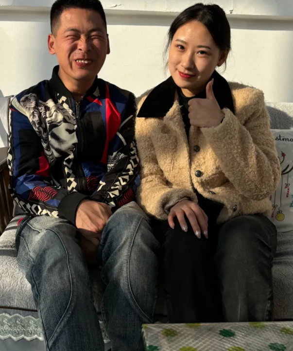 2020年，天津一母亲弥留之际，将脑瘫儿子托付给女儿，用尽最后一丝力气说道：你以