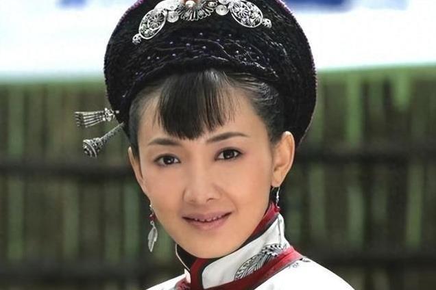 牛莉28年婚姻画上句点，令人感慨万千。在我看来，婚姻就像一场马拉松，不是终点才是