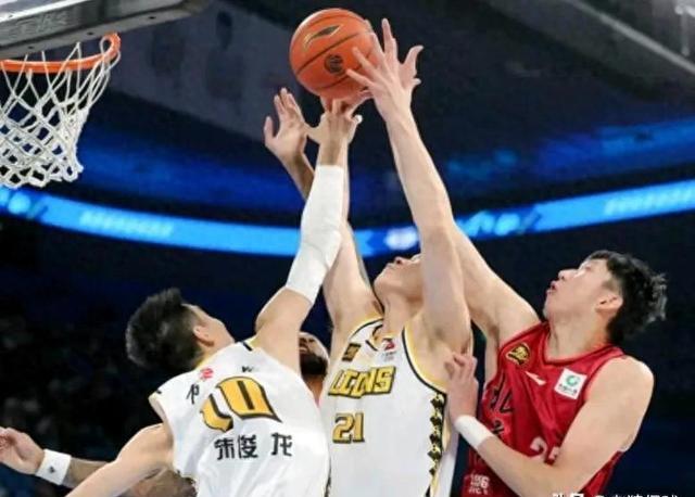 北京首钢惜败广厦，边线球失误成关键，许利民金句再引热议