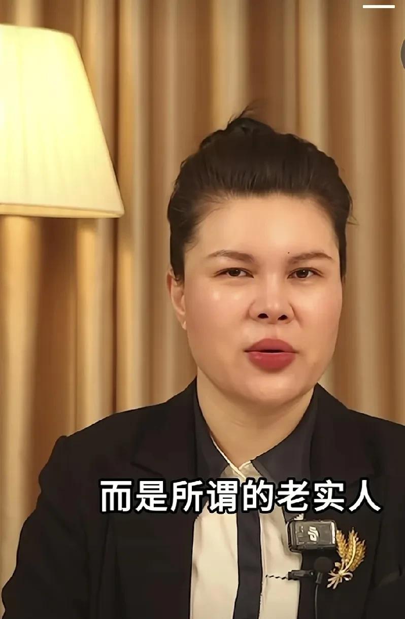赵然说婚姻里最毒的男人是哪种人？
有位叫赵然的博主说，婚姻里最毒的男人，不是什么