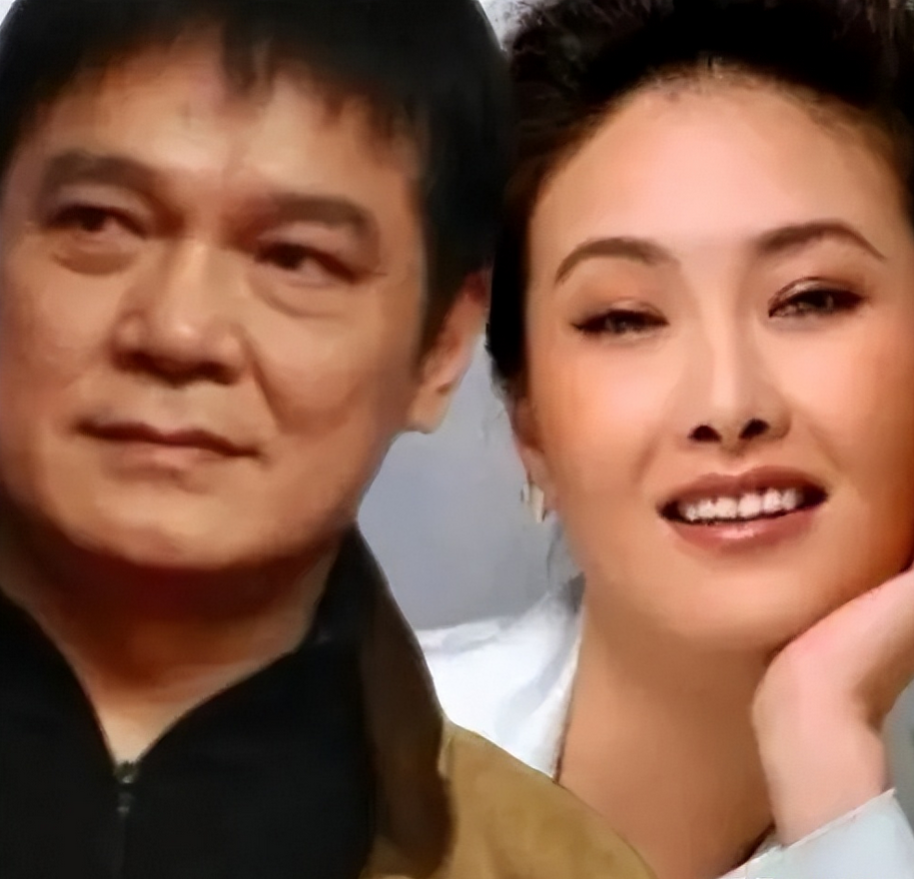 30岁的贾妮对同居了8年的申军谊说：“我们已经同居了这么久，要是你再不娶我，我就