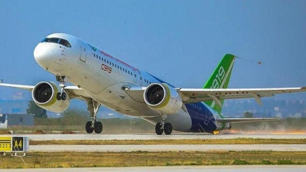 C919厉害了！珠海航展上大放异彩，签下130架订单，欧美适航证？咱不急！