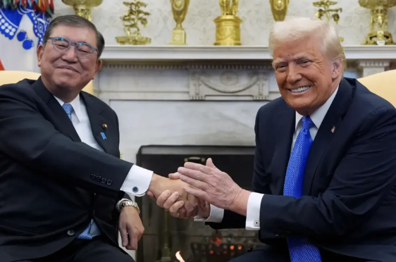 美国提议，让日本把所持有的美债，改成百年债，等一百年后再还。

这个消息是外媒报