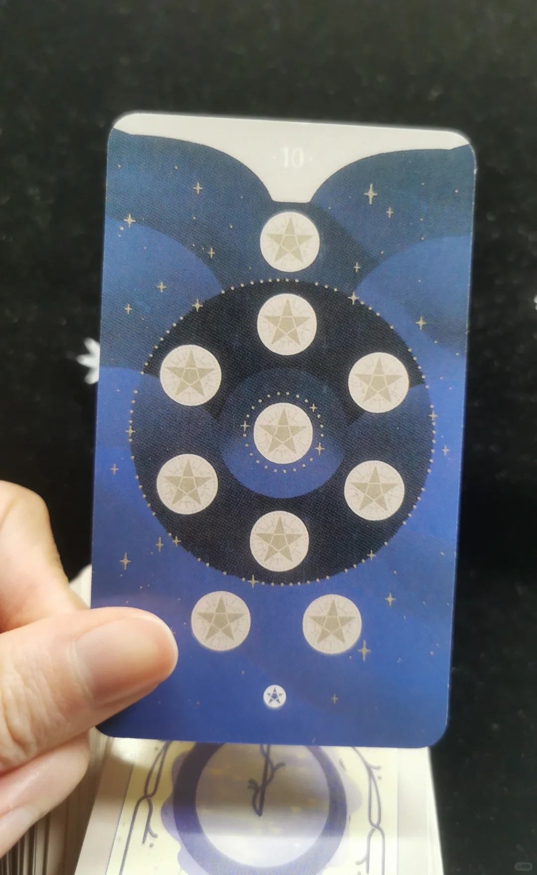 好崩溃抽出星币十发现两个朋友在偷偷谈
。。就是昨天突发奇想想看看朋友们怎么样就抽