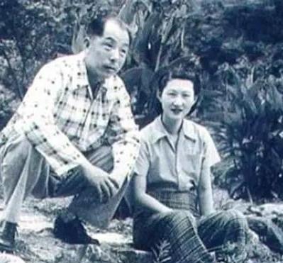 1938年1月，张学良正在萍乡街头闲逛，突然，人群中有人操着东北口音说：“这不是