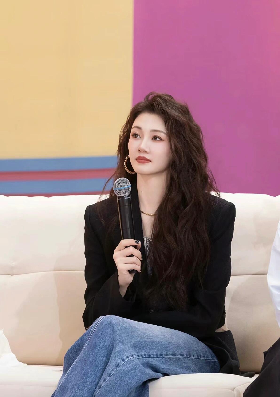 苗苗，“3胎”？分明还是少女感满满