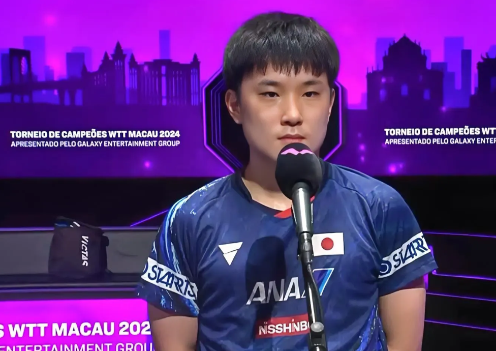 张本智和2-3林诗栋，无缘男单8强，赛后接受采访说了3句掏心窝子的话

1、还是