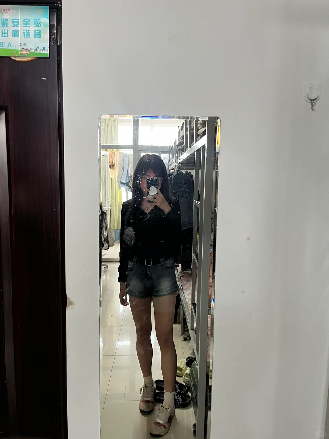 被一些 学校里的 黑人 无语了
并不是带有种族歧视怎么怎么
就是单纯说一下我们学