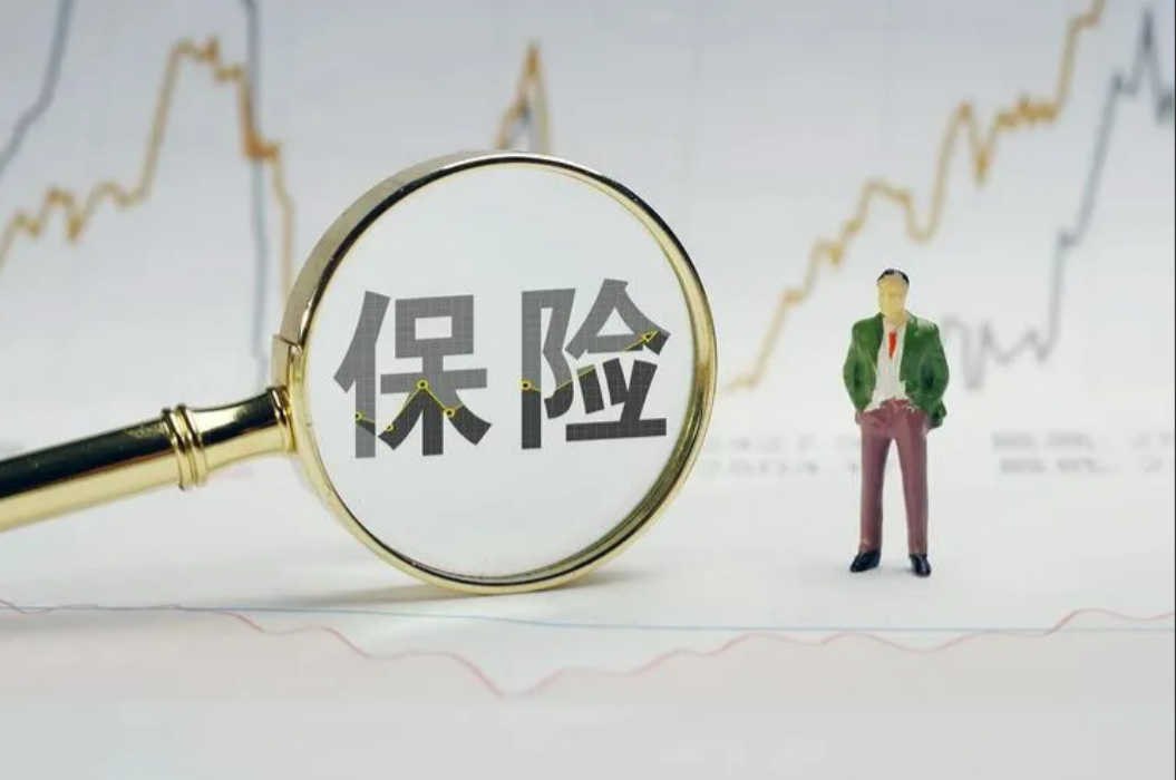 北京一女子，买了份重疾险，每年保费5000元，缴费期30年。半年后，女子确诊为甲