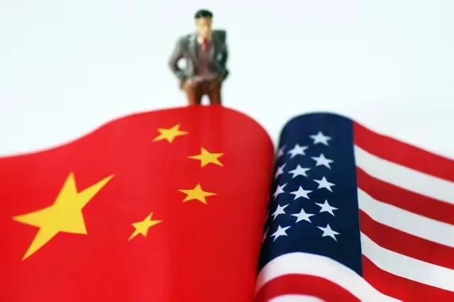 随着特朗普上台，中美两国博弈又一次发酵，以至于再次对中国产品加征关税。对于中美两