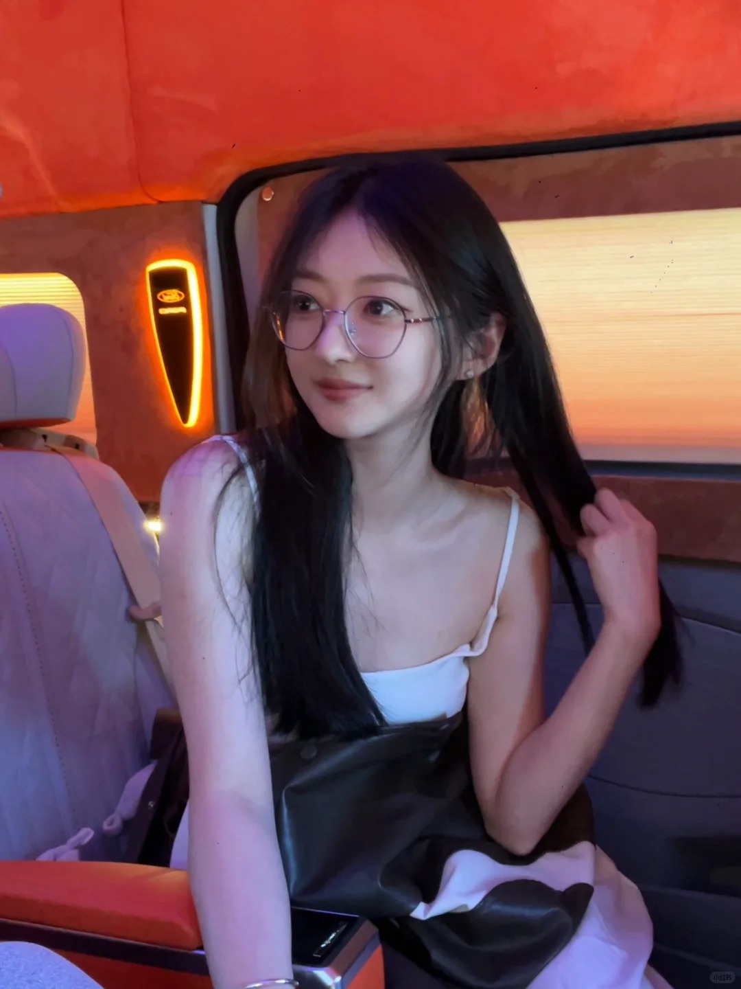 车内咔咔一下