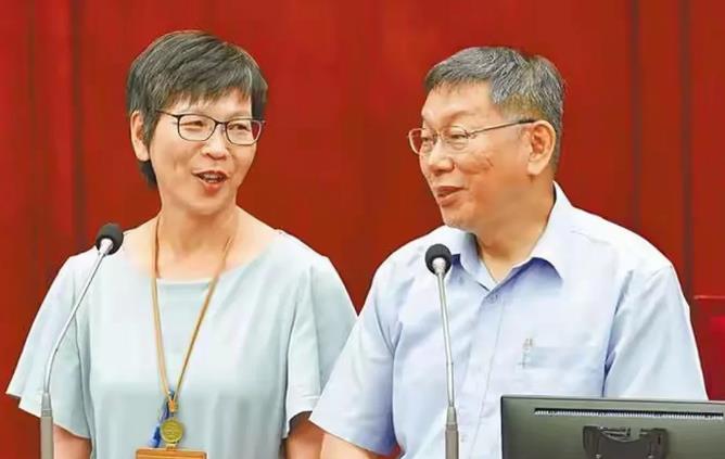 蓝绿在搞十月活动，民众党上街头喊“阿北无罪”！

台岛今天举行十月活动，蓝绿阵营