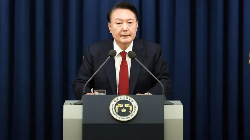 韩国总统尹锡悦的首尔之冬