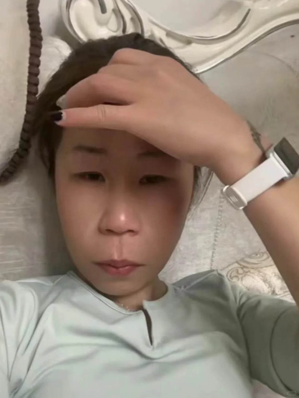 去魅“大梦丽”们：这一次我站娟子
她去做了整容，报了普拉提，
也买对了一模一样的