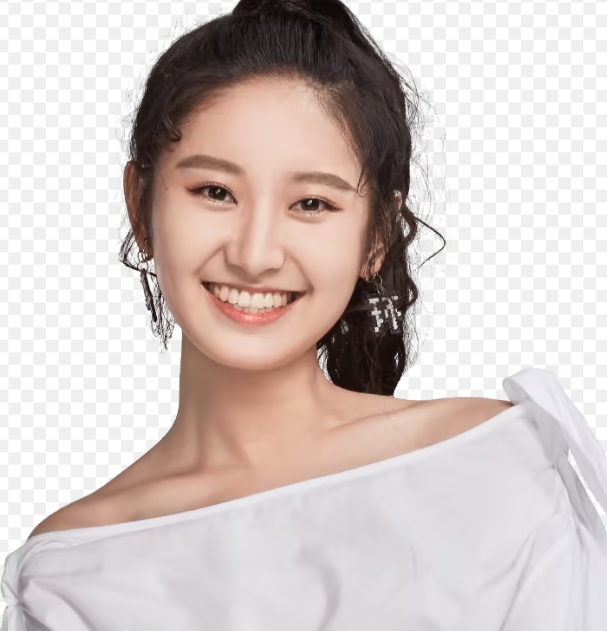 严尚嘉是一位才华横溢、备受瞩目的女主持人