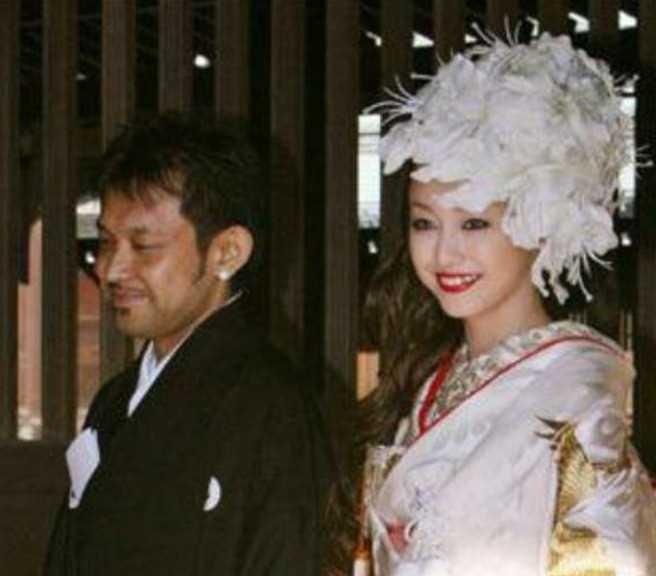 “一个月 5 次，超了就按 50 万一次算！”2009 年，日本娱乐圈曝出大新闻