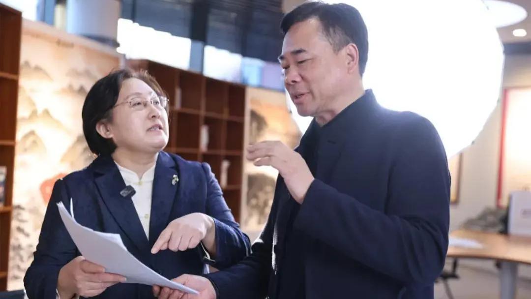 《我是刑警》，集结编导演如有神助