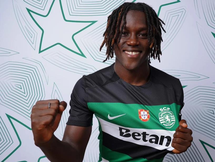 17岁小将标价1亿欧元！

据葡萄牙媒体《球报》的最新消息，曼联在成功挖走主教练