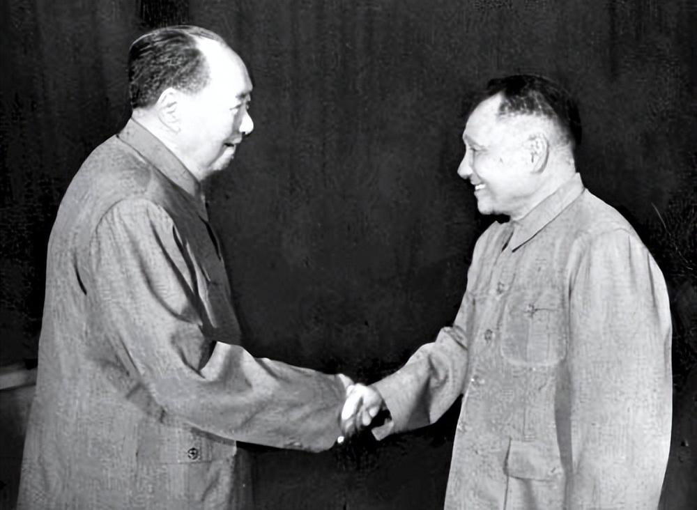 1975年11月15日，邓小平写信给毛主席，内容提到：“洪文同志已经回到北京。7