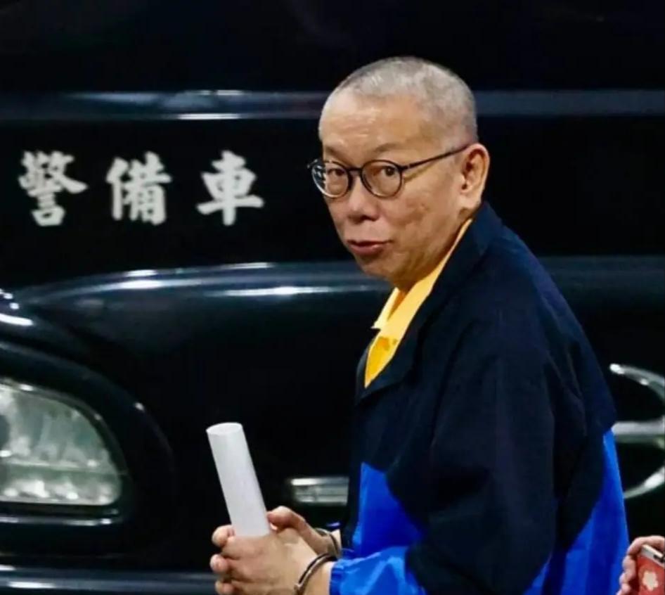 柯文哲确定辞民众党主席！书面表交付辞职声明，法院裁准
 台湾民众党主席柯文哲涉京