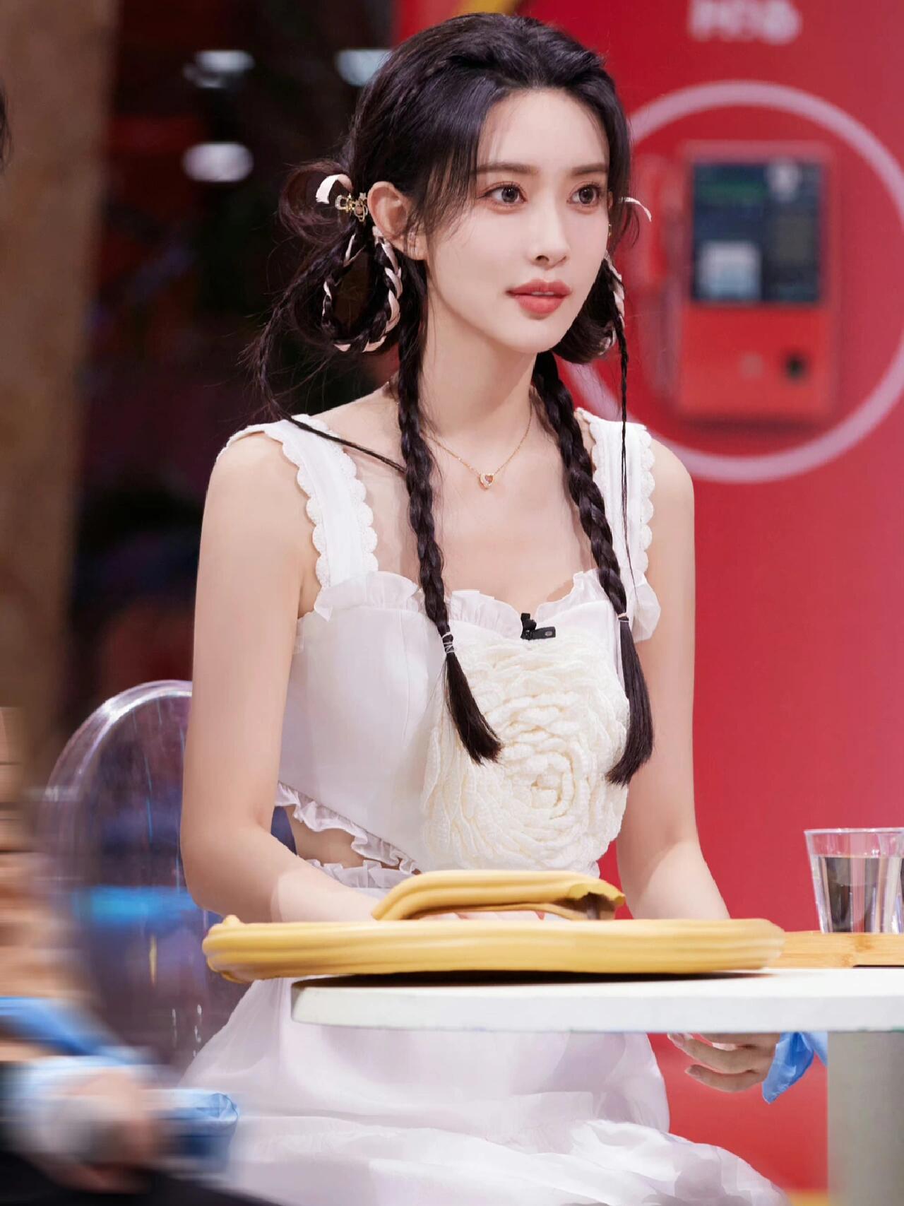 孟子义的身材真好