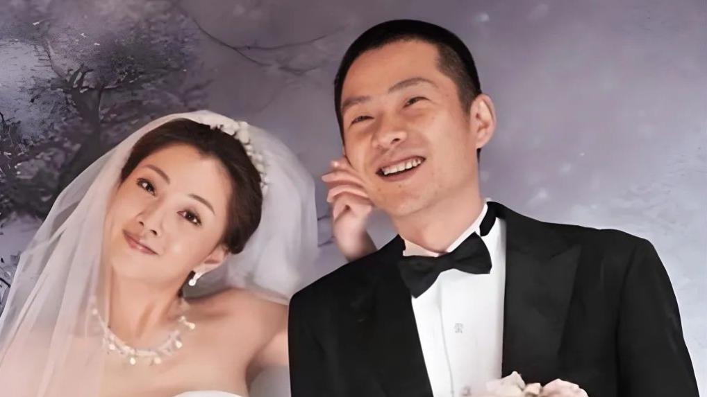 最干净男演员之妻：不漂亮却相守20年的魅力