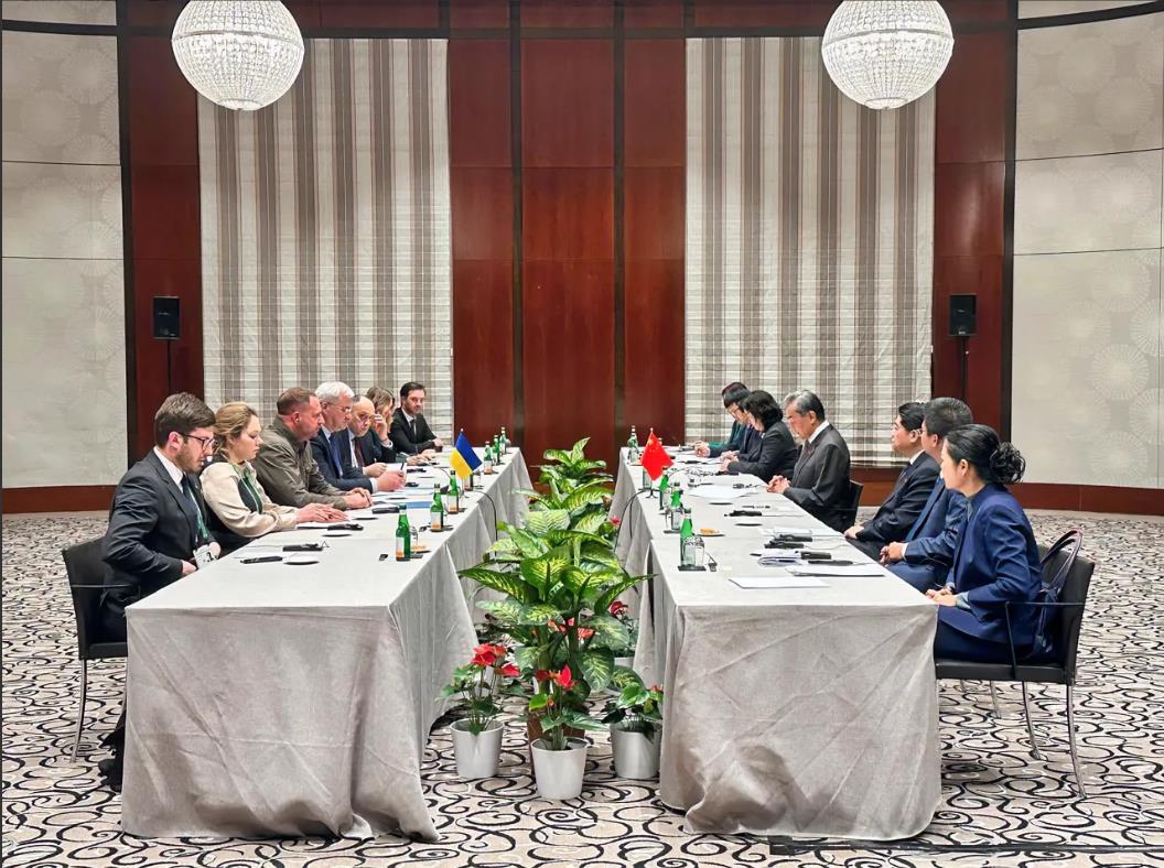 中国谈乌克兰
在参加慕尼黑安全会议期间，乌克兰方面邀请中国进行的会谈，王毅表示，