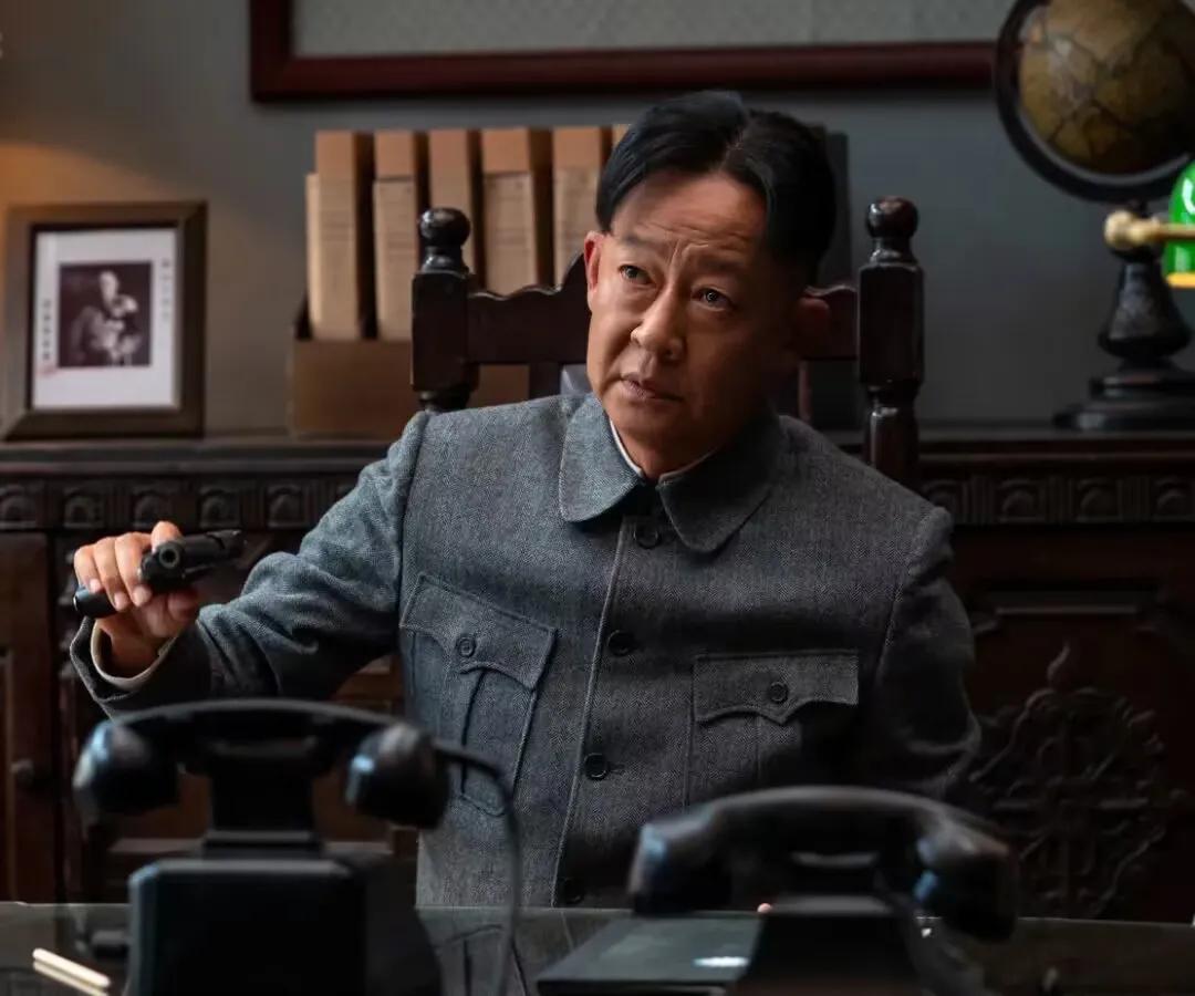 当年，《叛逆者》开始筹拍，导演想让王志文饰演剧中的男三号顾慎言，本以为王志文这样