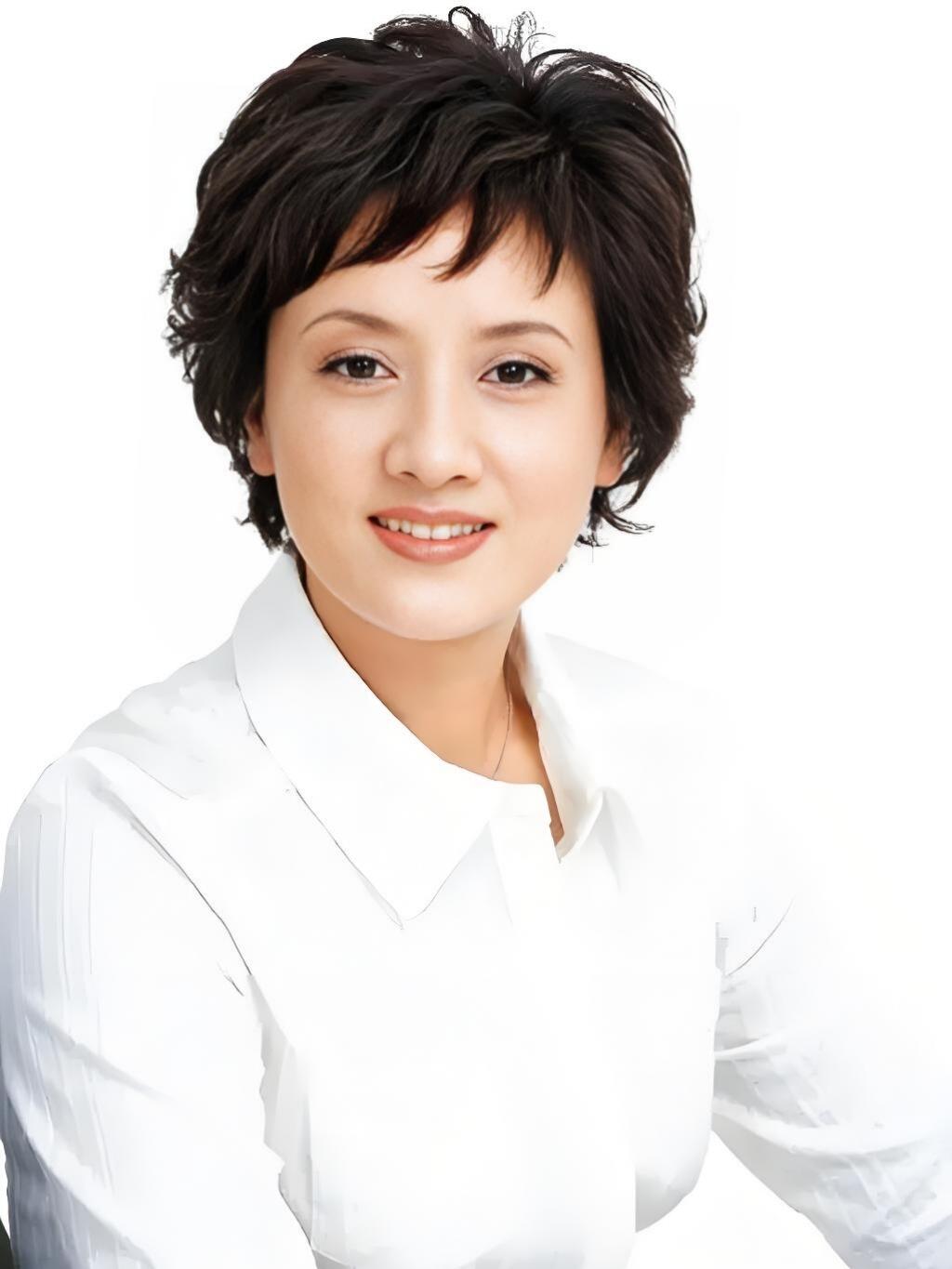 邓婕演艺经历