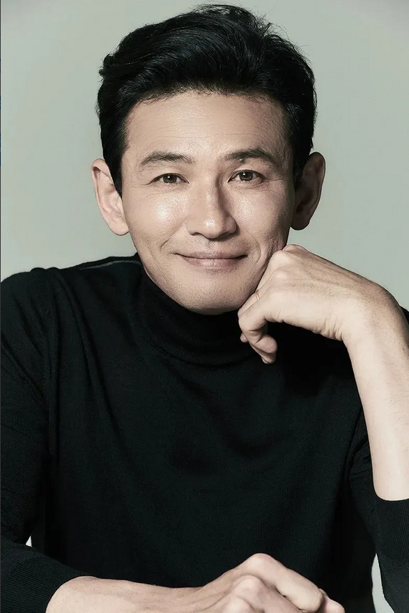 “韩国周润发”再获青龙奖影帝，在韩国影坛再添光辉一笔！

11月29日，第45届