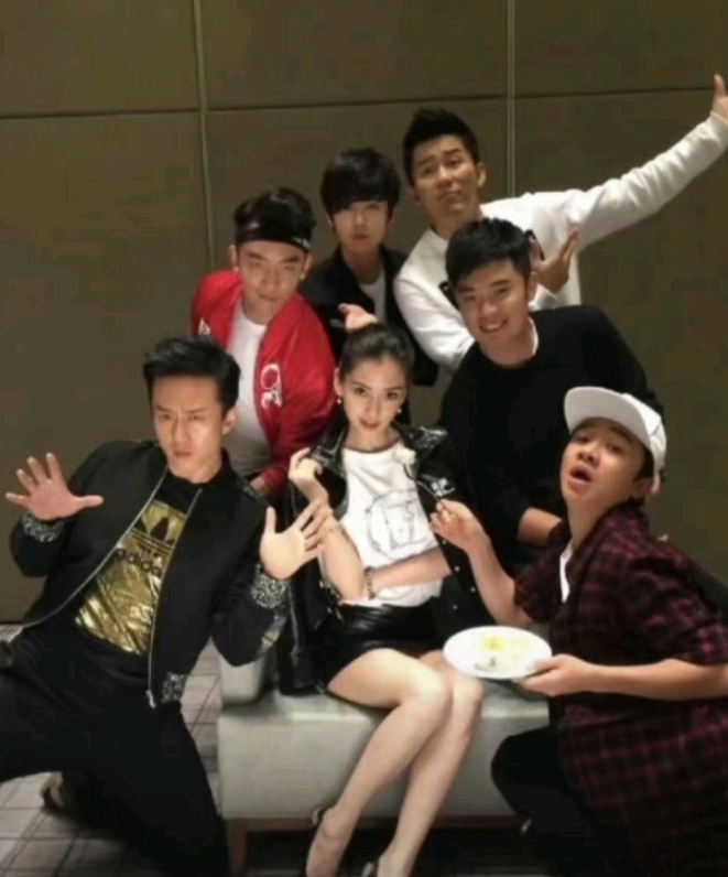 跑男变官方了，大家感觉不像一家人了