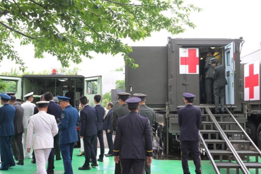 【赶在特朗普上任最后时刻，解放军东部战区派团访日，传递信号不一般】
  
国防部