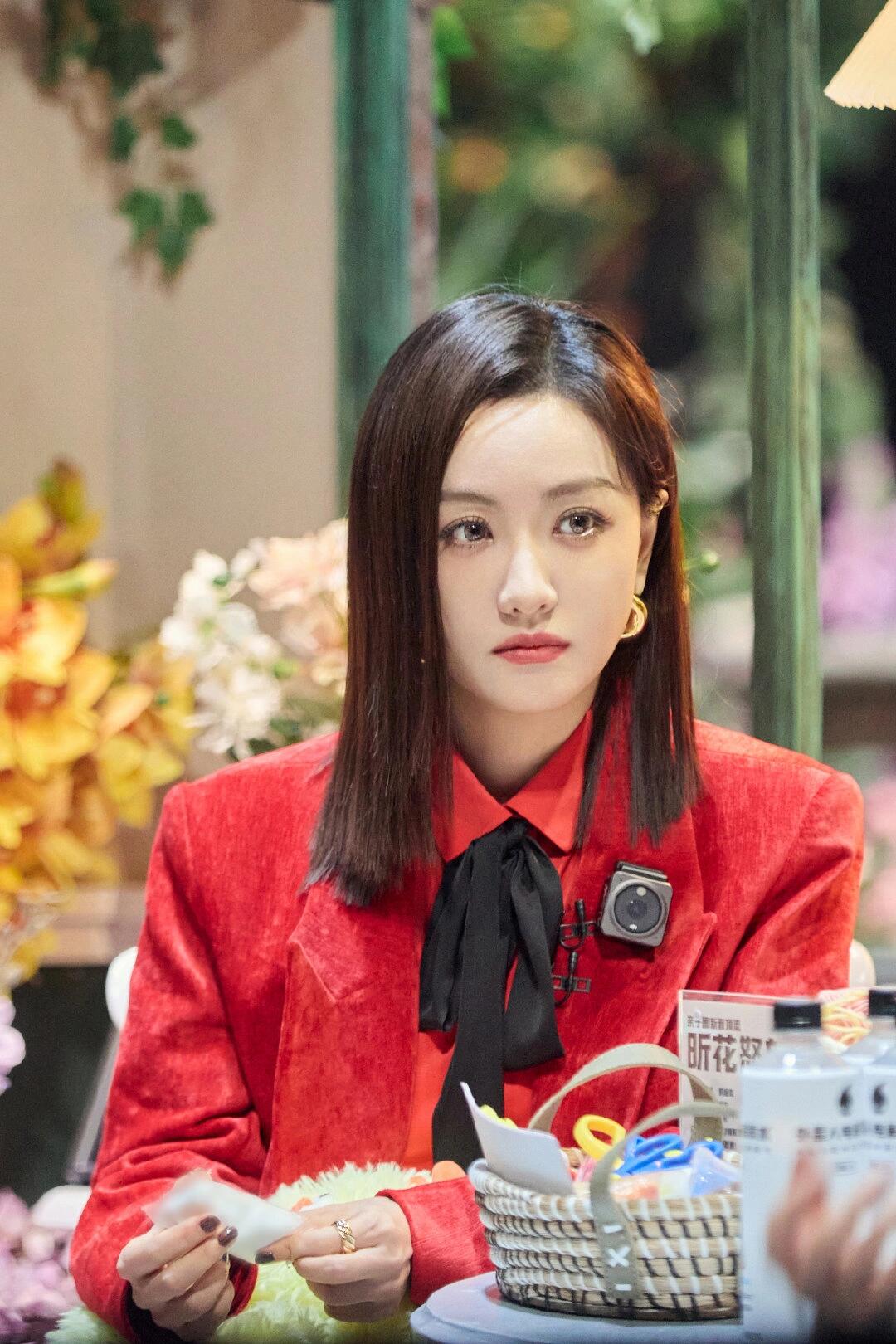 杨蓉，颜值与才华并存的女神