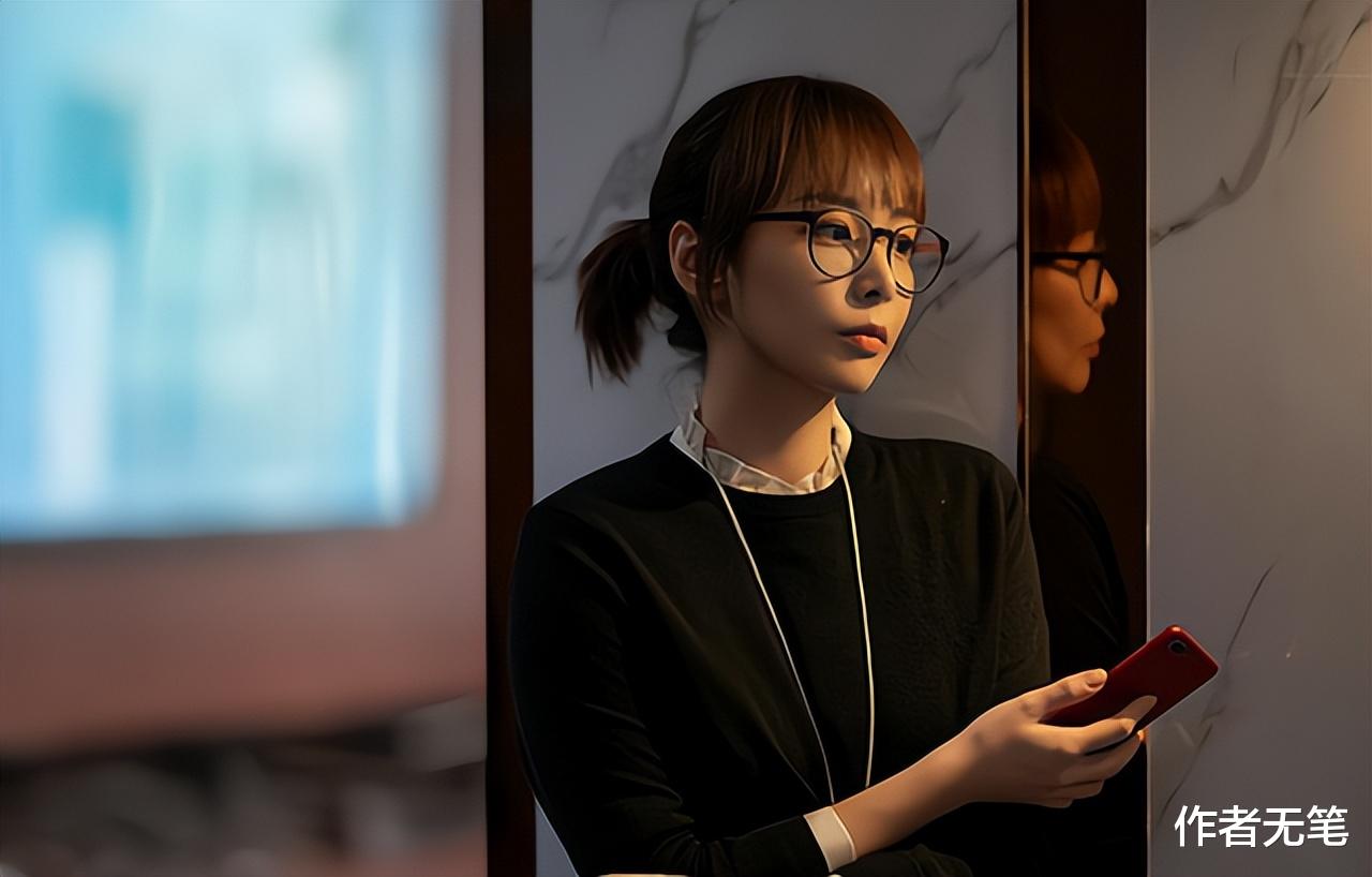 我哥年薪70万我姐年薪80万，母亲生病时，他们一个出500一个出800